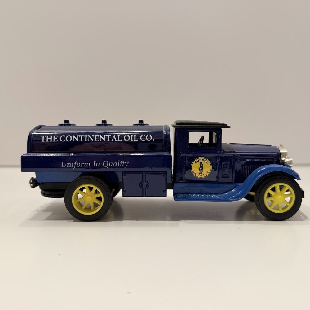 1929 International Truck Bank - ERTL Die Cast Metal The Continental Oil Co.